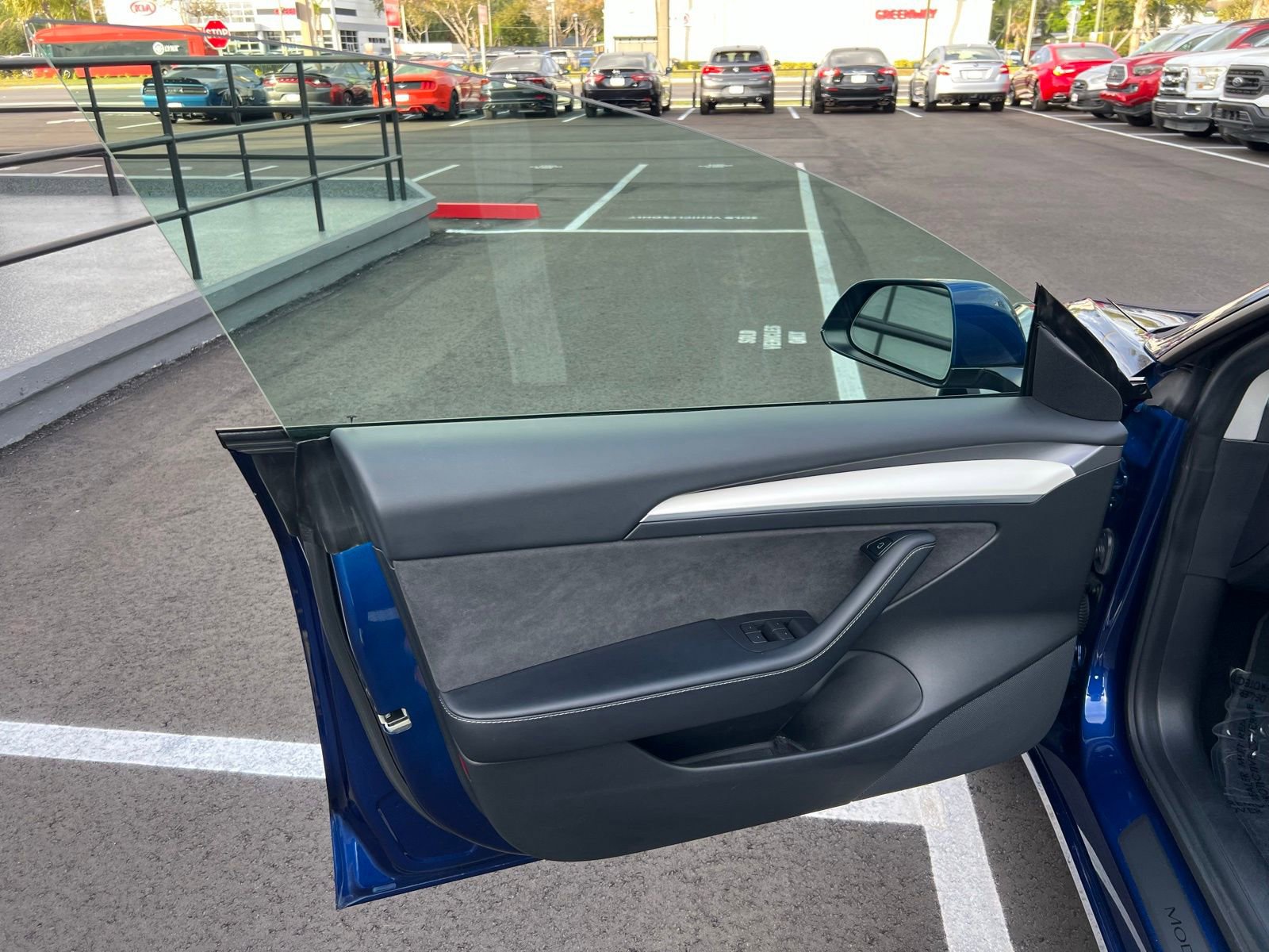 Used 2021 Tesla Model 3 Standard Range Plus image 24