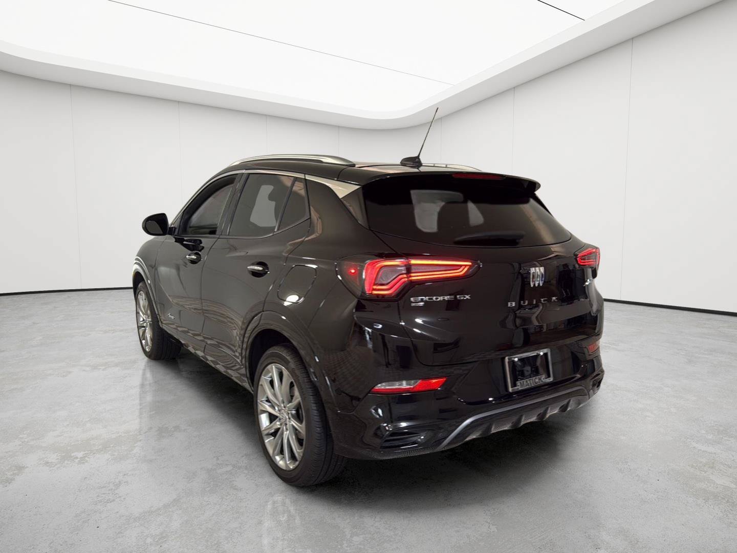 Certified 2024 Buick Encore GX Avenir AWD/4WD image 6