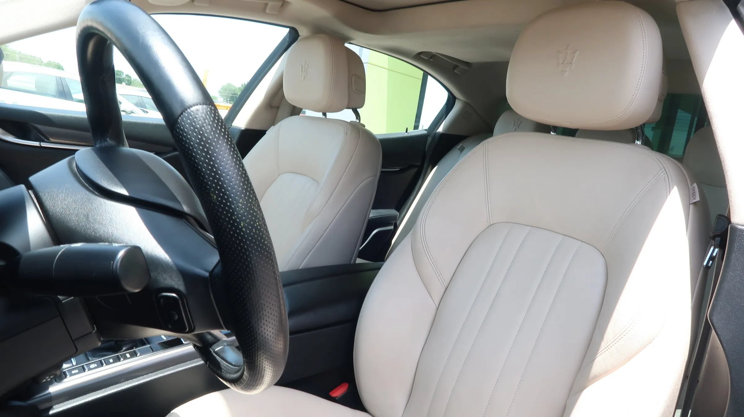 Used 2020 Maserati Ghibli RWD image 17