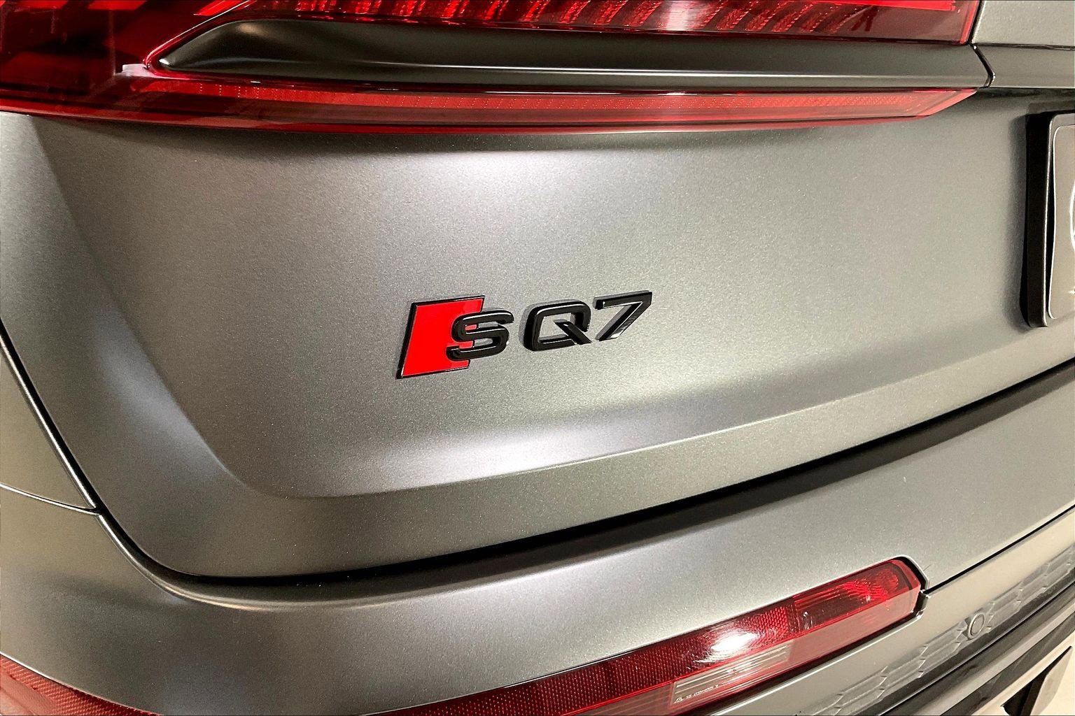 Used 2021 Audi SQ7 Prestige w/ Prestige Package image 24