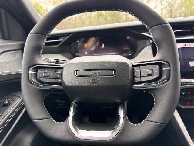 New 2026 Jeep Cherokee Laredo AWD/4WD image 19