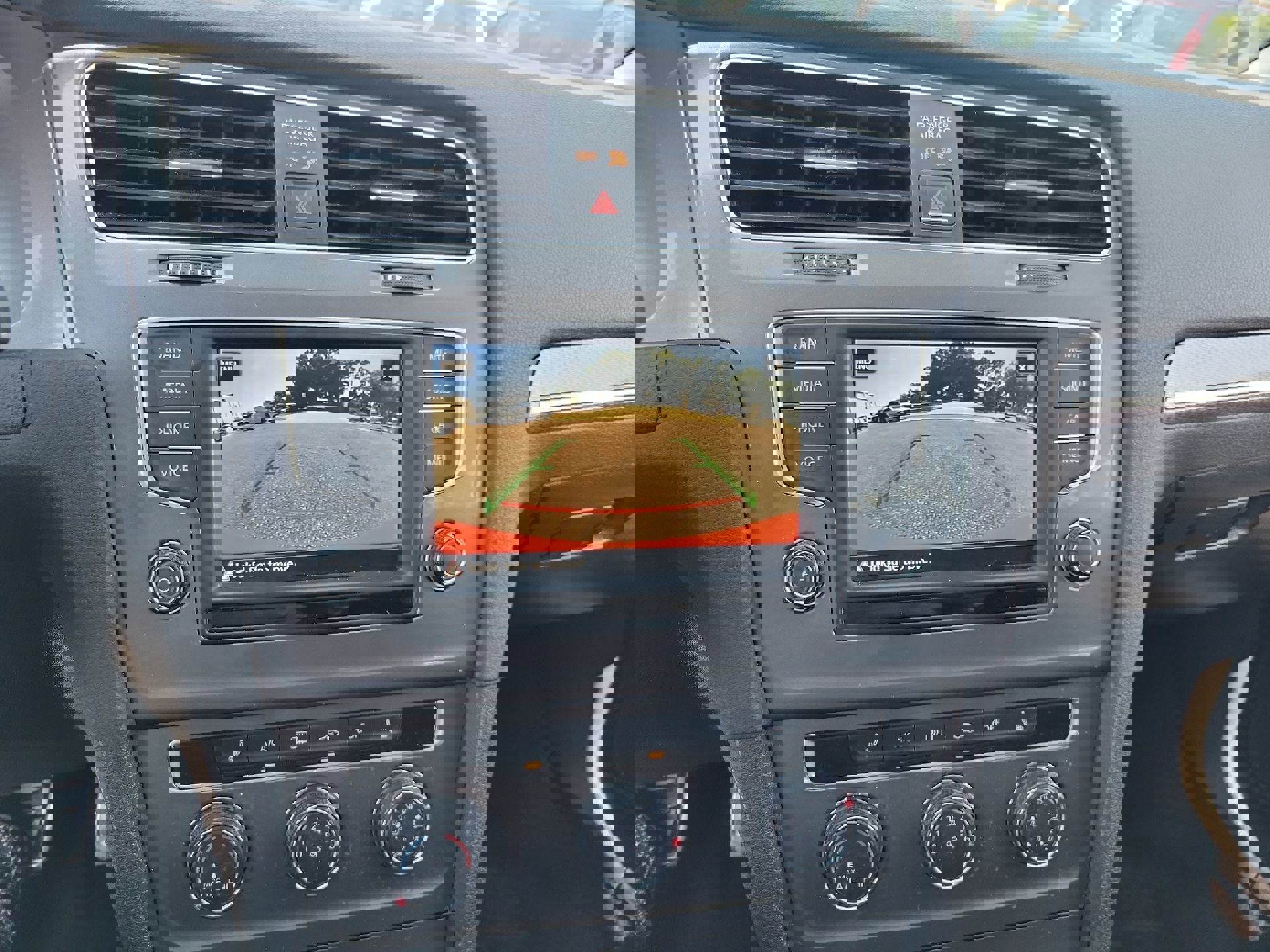 Used 2017 Volkswagen Golf Alltrack SE AWD/4WD image 25