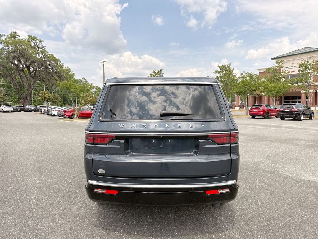 Used 2023 Jeep Wagoneer 2WD w/ Premium Group I image 4