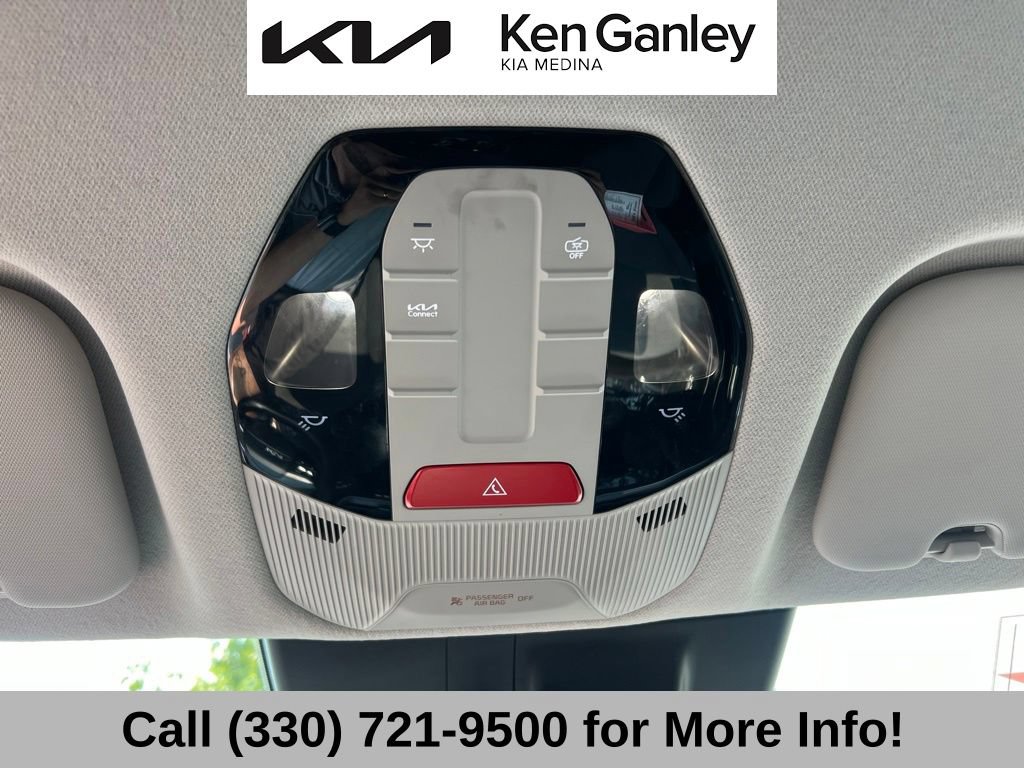 Certified 2025 Kia K4 FWD image 40
