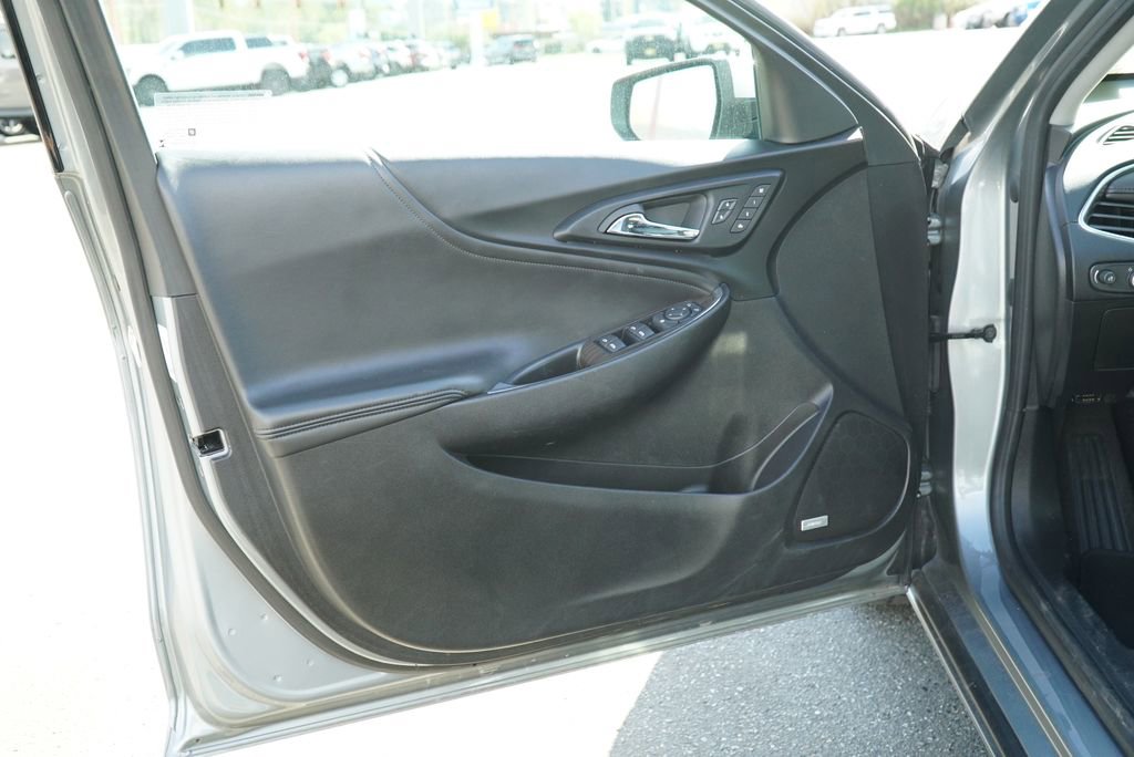 Used 2024 Chevrolet Malibu LT FWD image 18