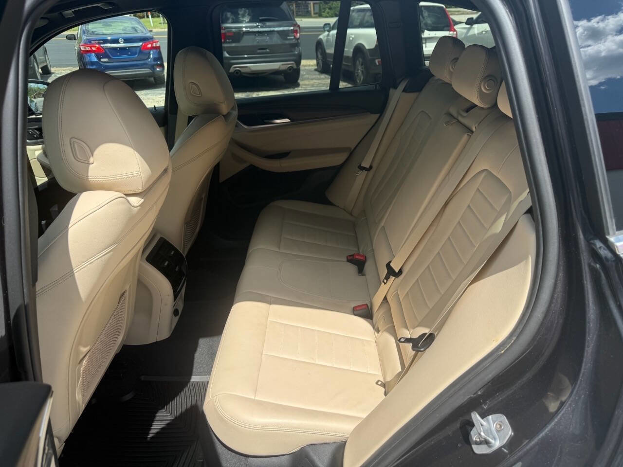 Used 2019 BMW X3 xDrive30i w/ Premium Package AWD/4WD image 8