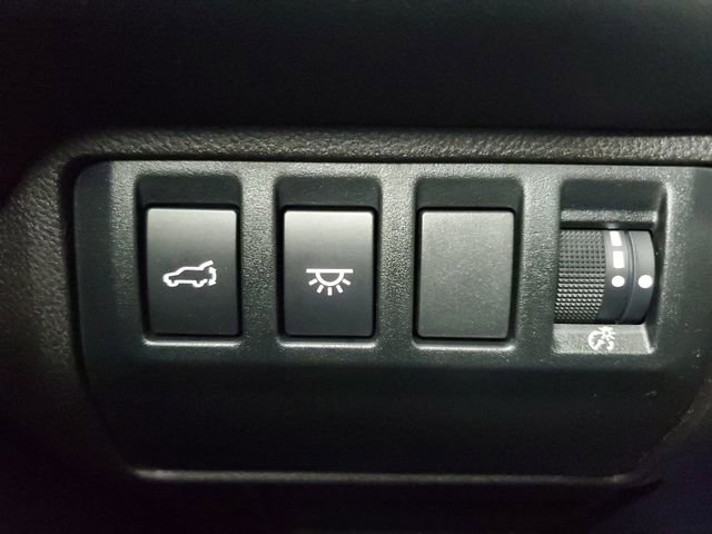 Used 2023 Subaru Ascent Limited w/ Technology Package image 36