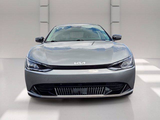 Used 2022 Kia EV6 Wind RWD image 8