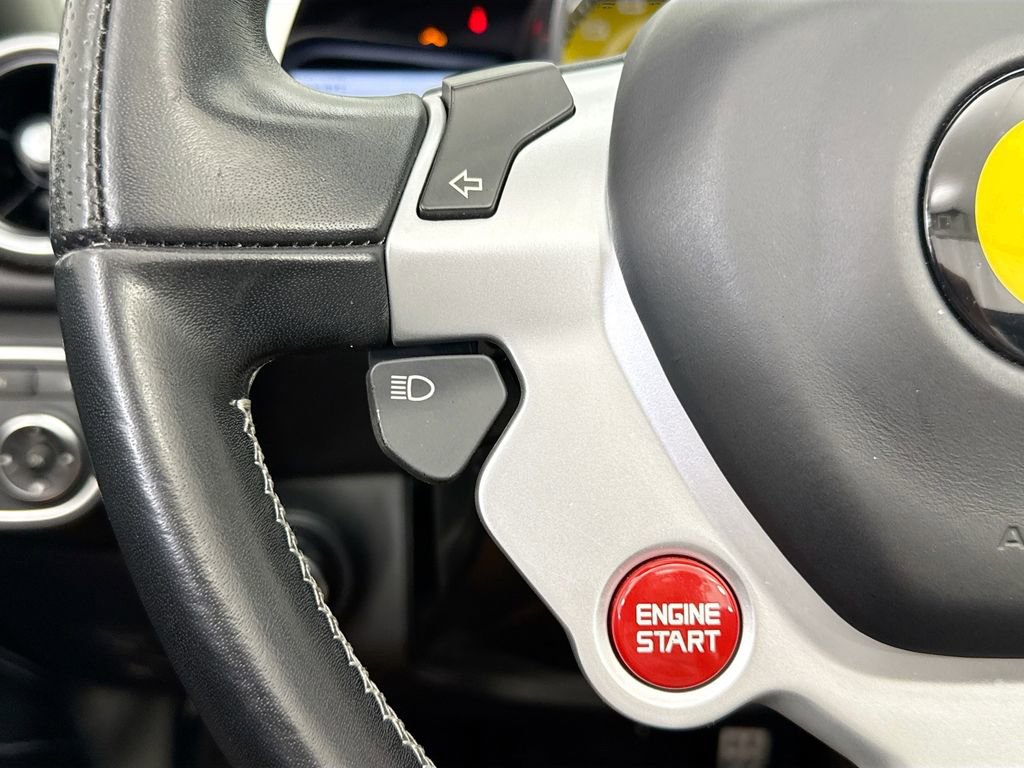 Used 2015 Ferrari California T RWD image 19