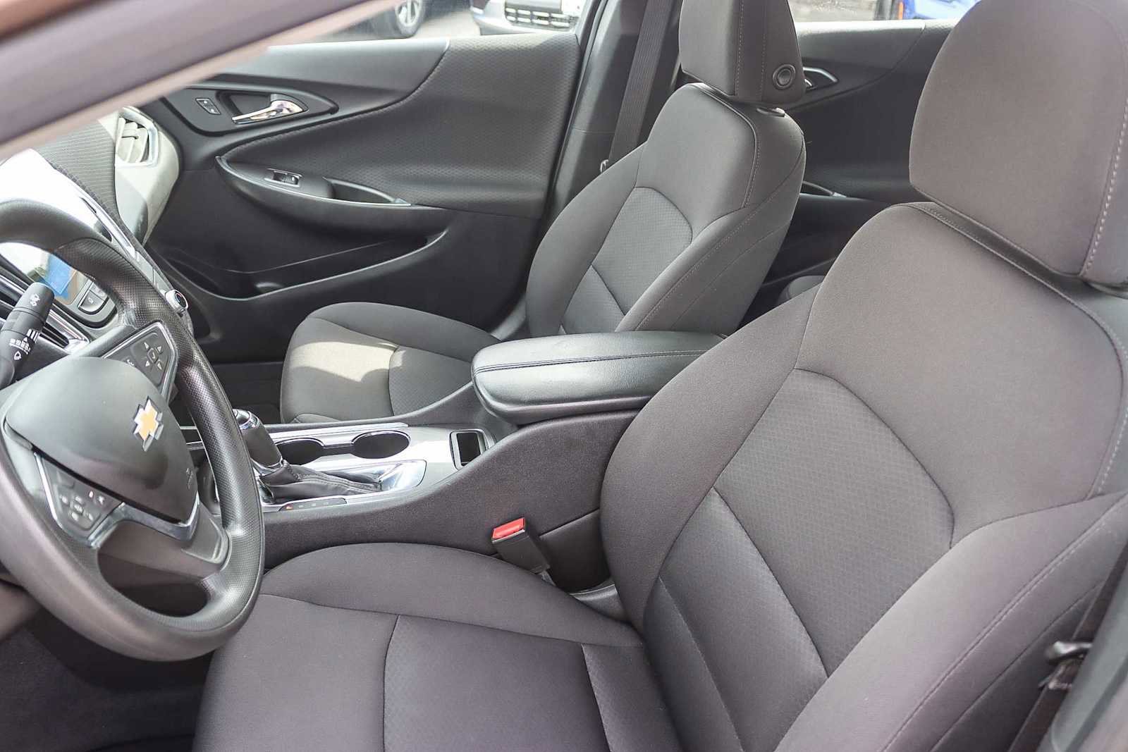 Used 2019 Chevrolet Malibu LT w/ Driver Confidence Package II image 15