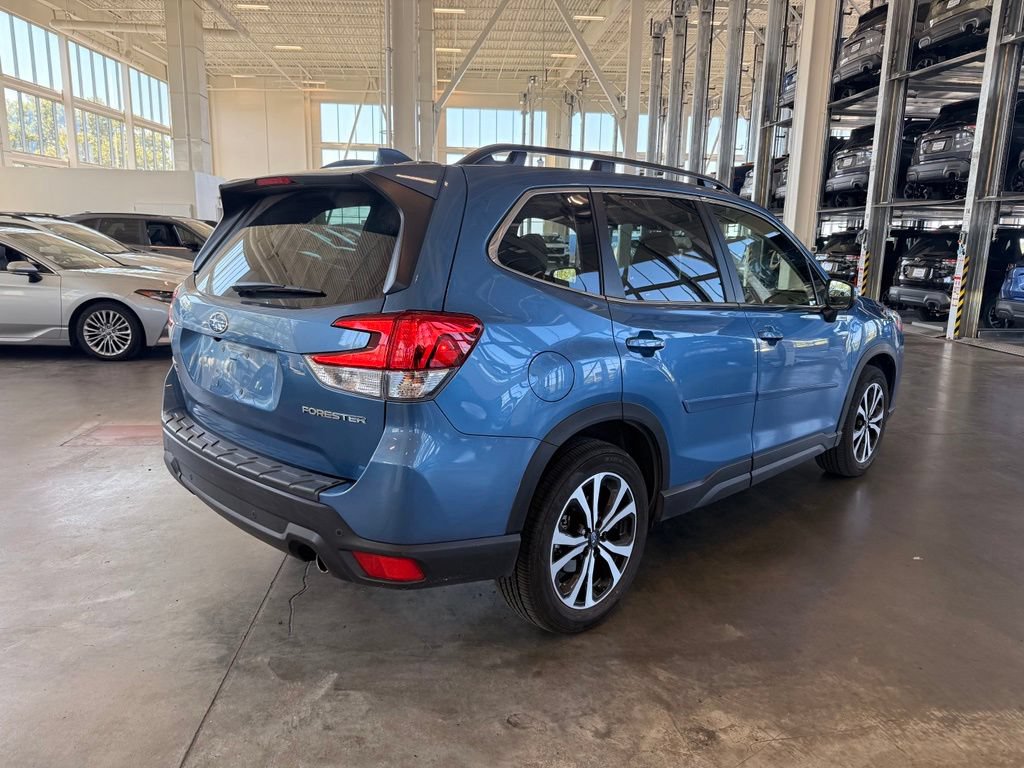 Certified 2023 Subaru Forester Limited AWD/4WD image 3