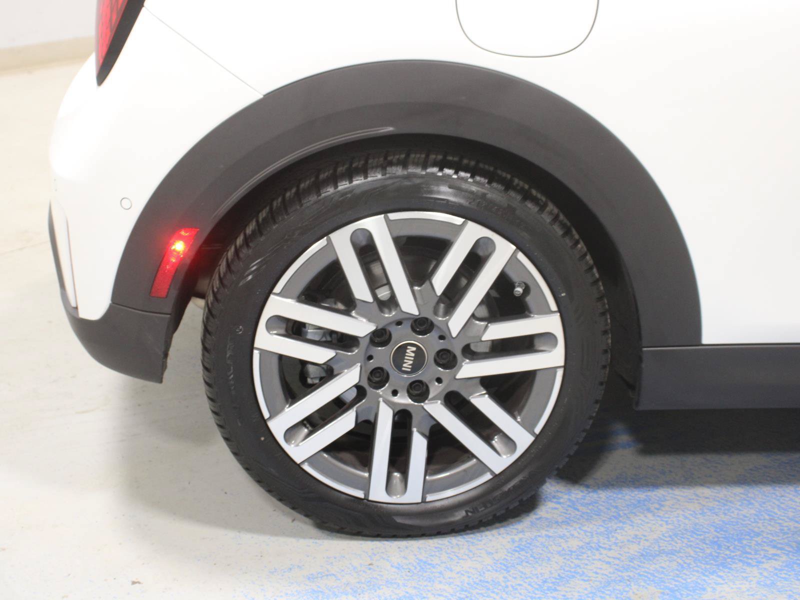 Certified 2026 MINI Cooper S FWD image 32