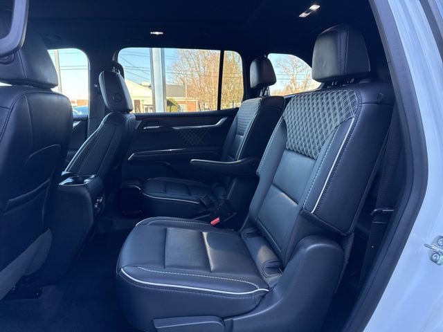 Used 2024 GMC Acadia Denali w/ Super Cruise Package AWD/4WD image 13