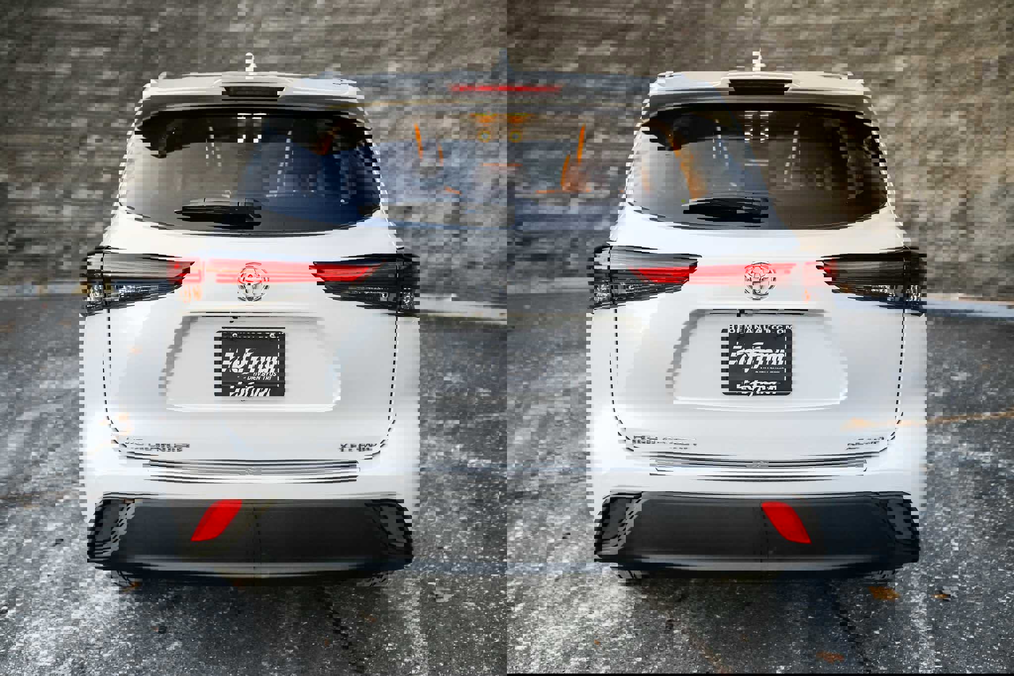 Certified 2023 Toyota Highlander XLE image 9