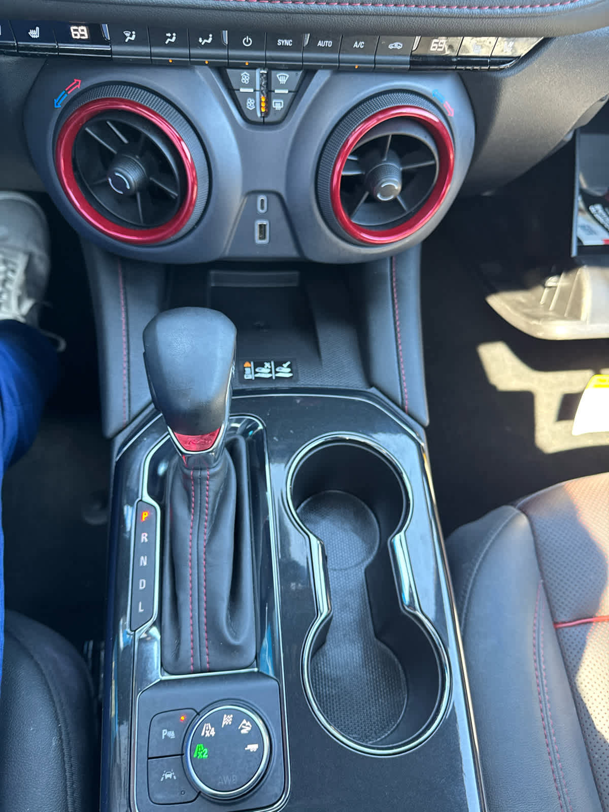 Used 2025 Chevrolet Blazer RS w/ Driver Confidence II Package AWD/4WD image 23