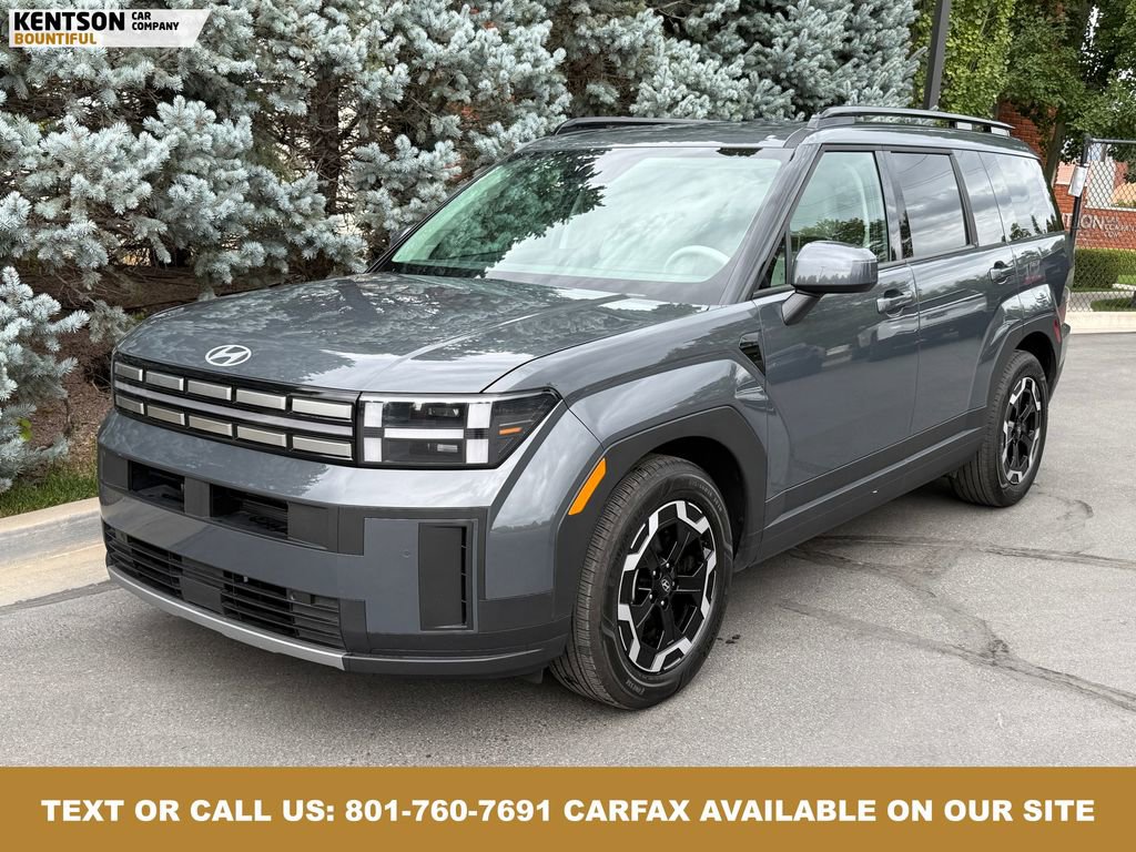 Used 2025 Hyundai Santa Fe SEL image 3