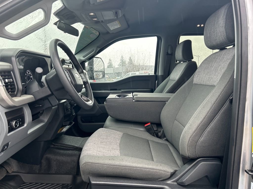 Used 2024 Ford F450 XLT image 5