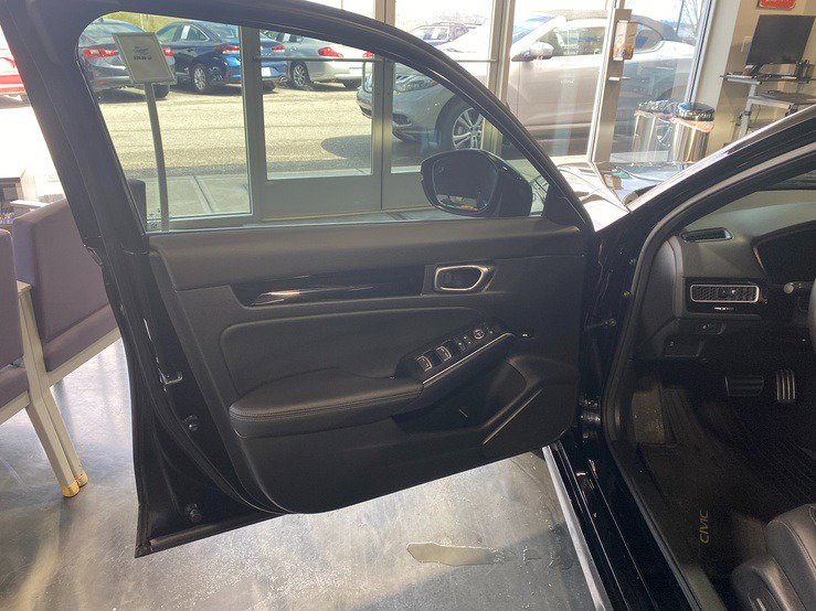 Used 2025 Honda Civic Sport Touring image 12