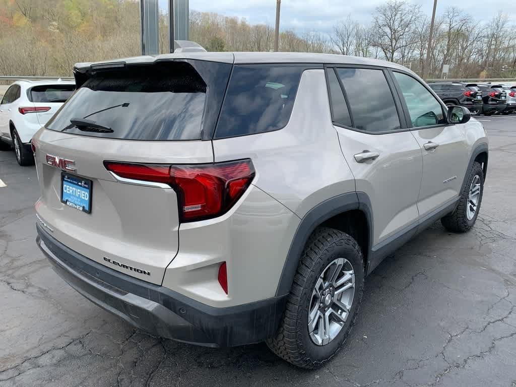 Used 2025 GMC Terrain Elevation AWD/4WD image 5