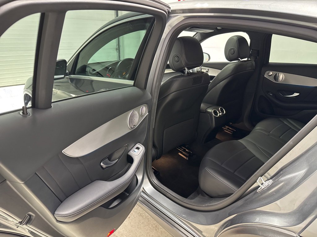 Used 2019 Mercedes-Benz GLC 300 4MATIC Coupe image 38