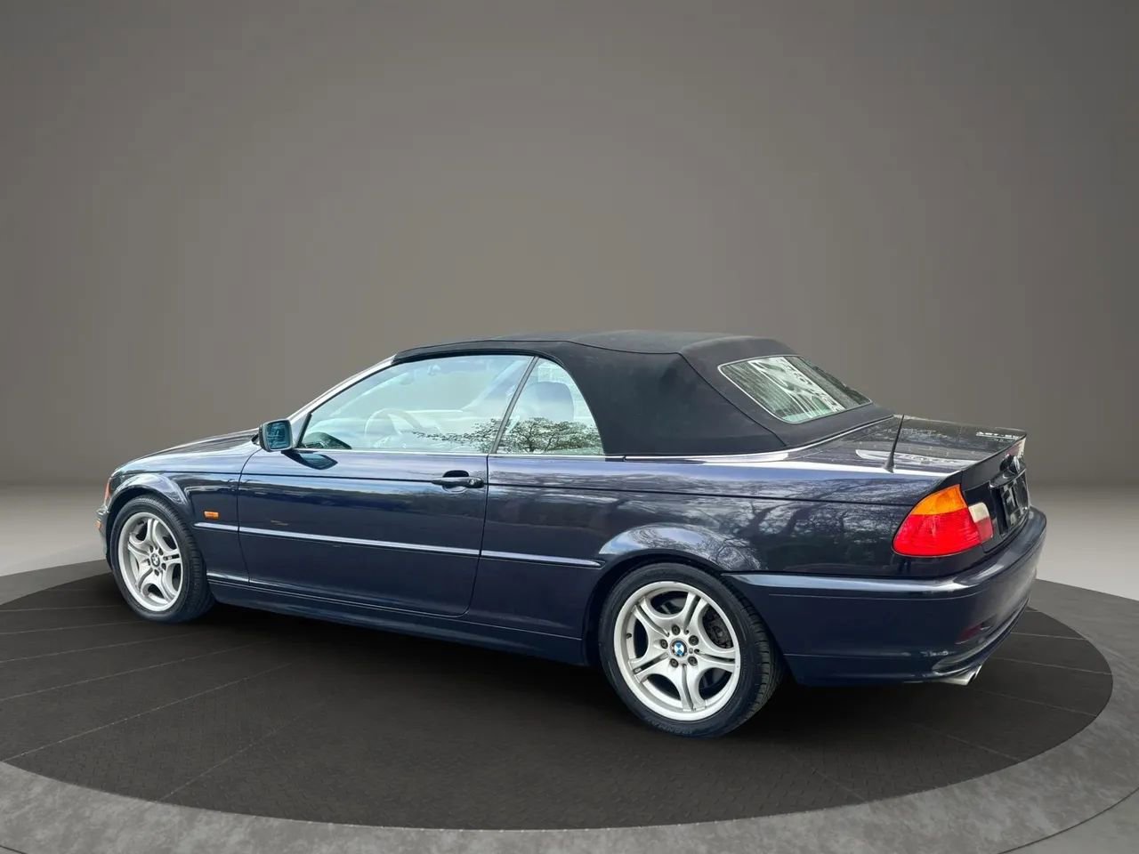 Used 2001 BMW 330Ci Convertible RWD image 7