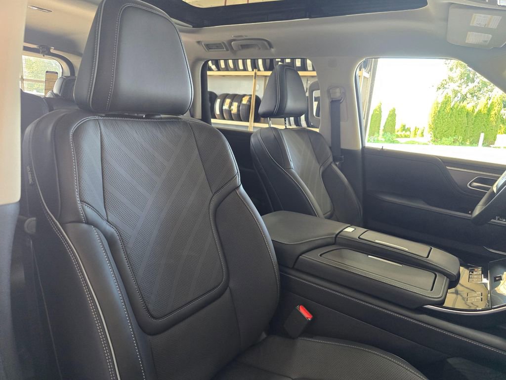 New 2026 INFINITI QX80 Luxe AWD/4WD image 31