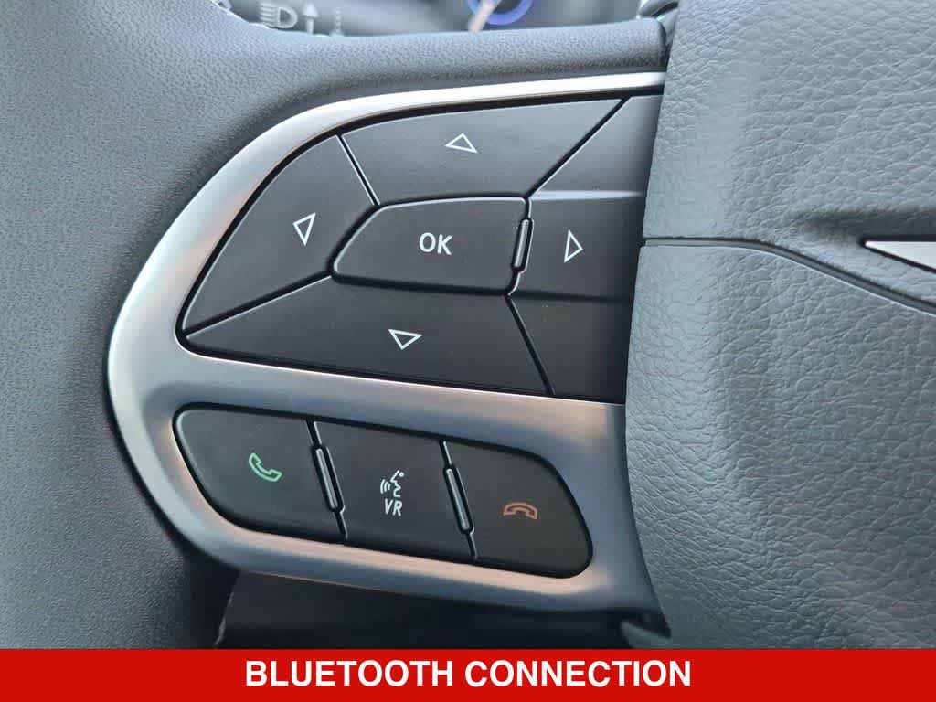 New 2027 Chrysler Pacifica Select FWD image 23