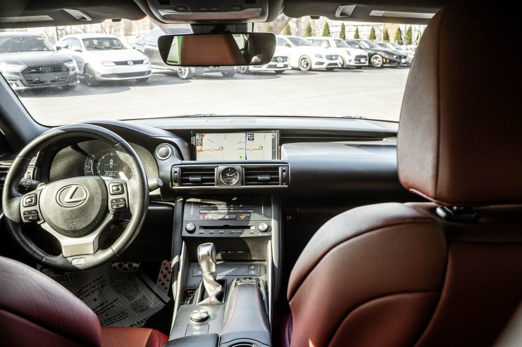 Used 2019 Lexus IS 300 F Sport w/ F Sport Package image 8