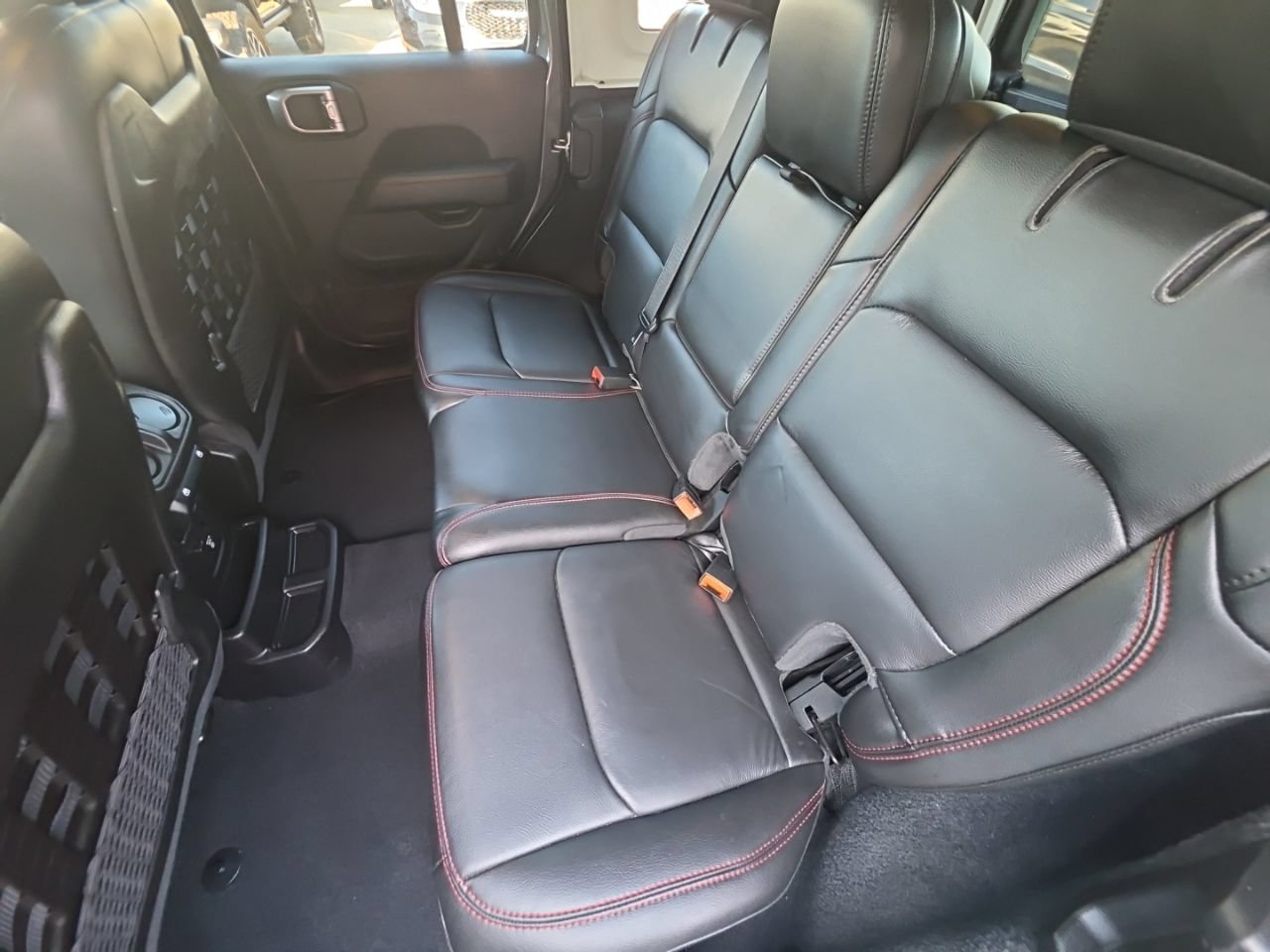 Used 2020 Jeep Wrangler Unlimited Rubicon AWD/4WD image 19