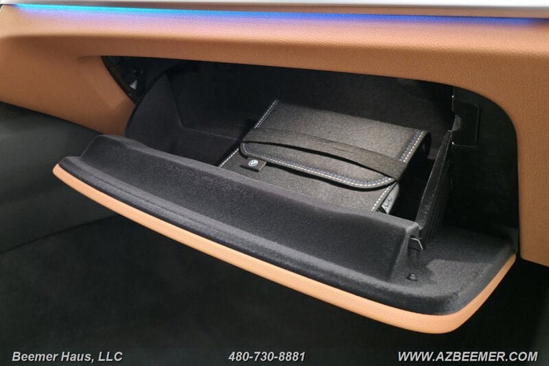 Used 2023 BMW 530e w/ Premium Package RWD image 46
