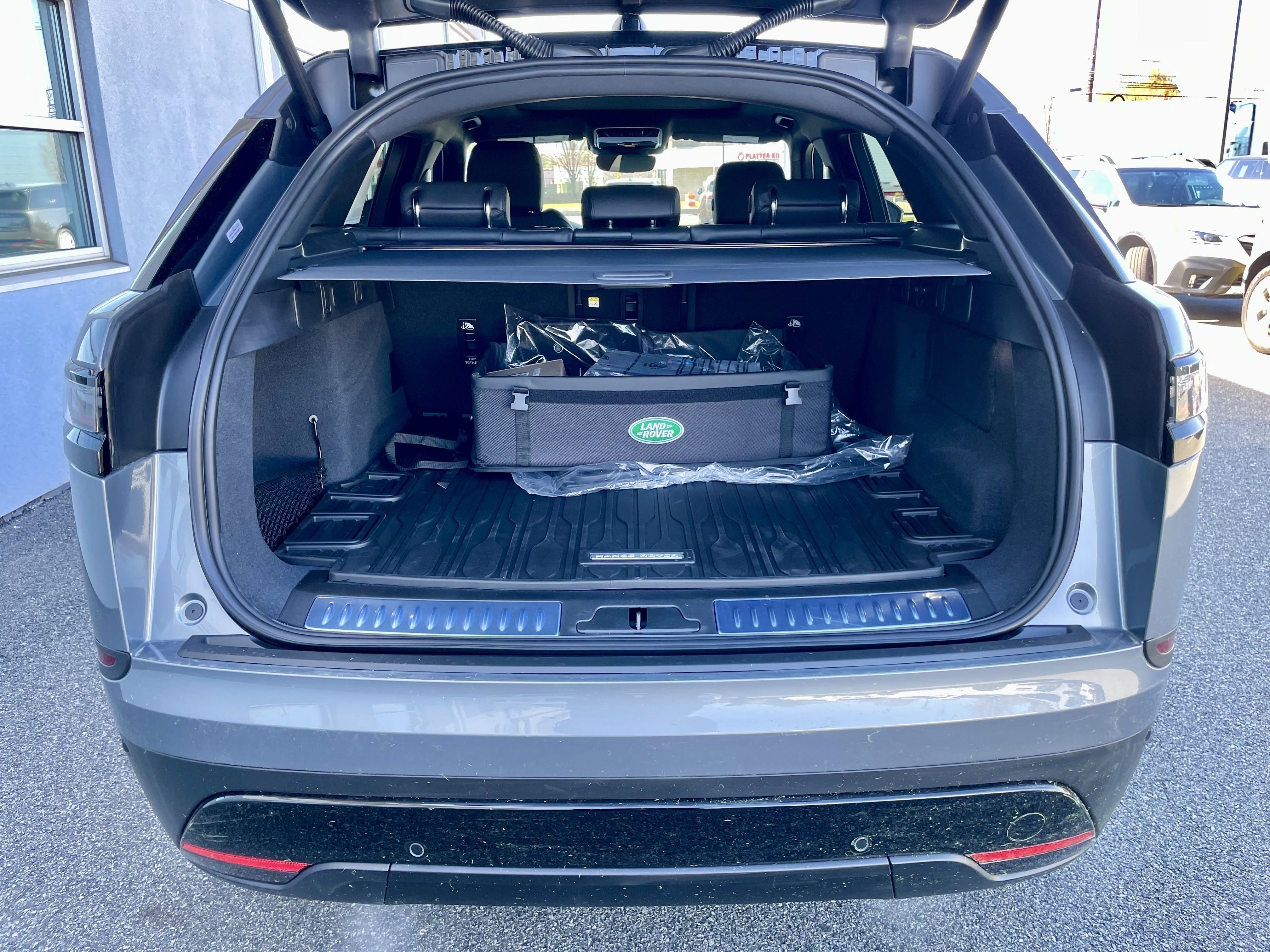 New 2026 Land Rover Range Rover Velar S image 36