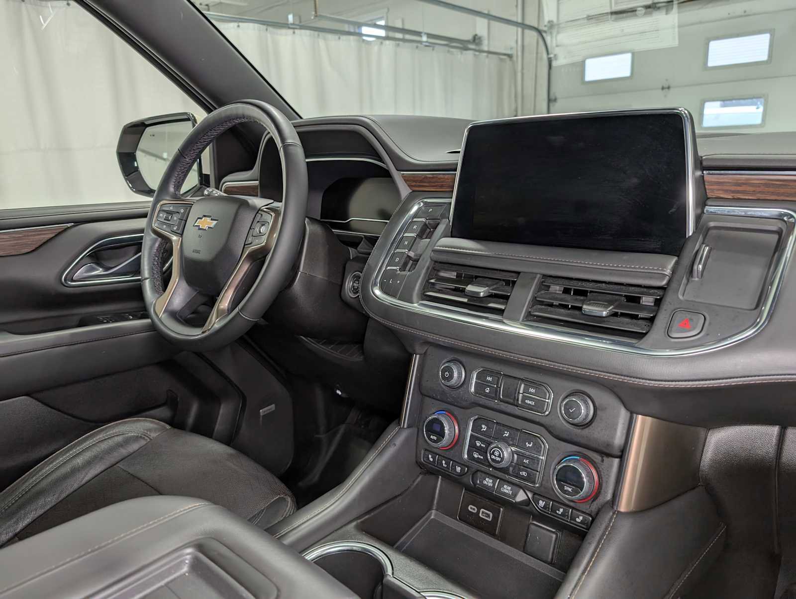 Used 2023 Chevrolet Tahoe High Country image 44