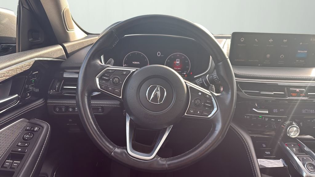 Used 2023 Acura MDX SH-AWD w/ Advance Package image 11