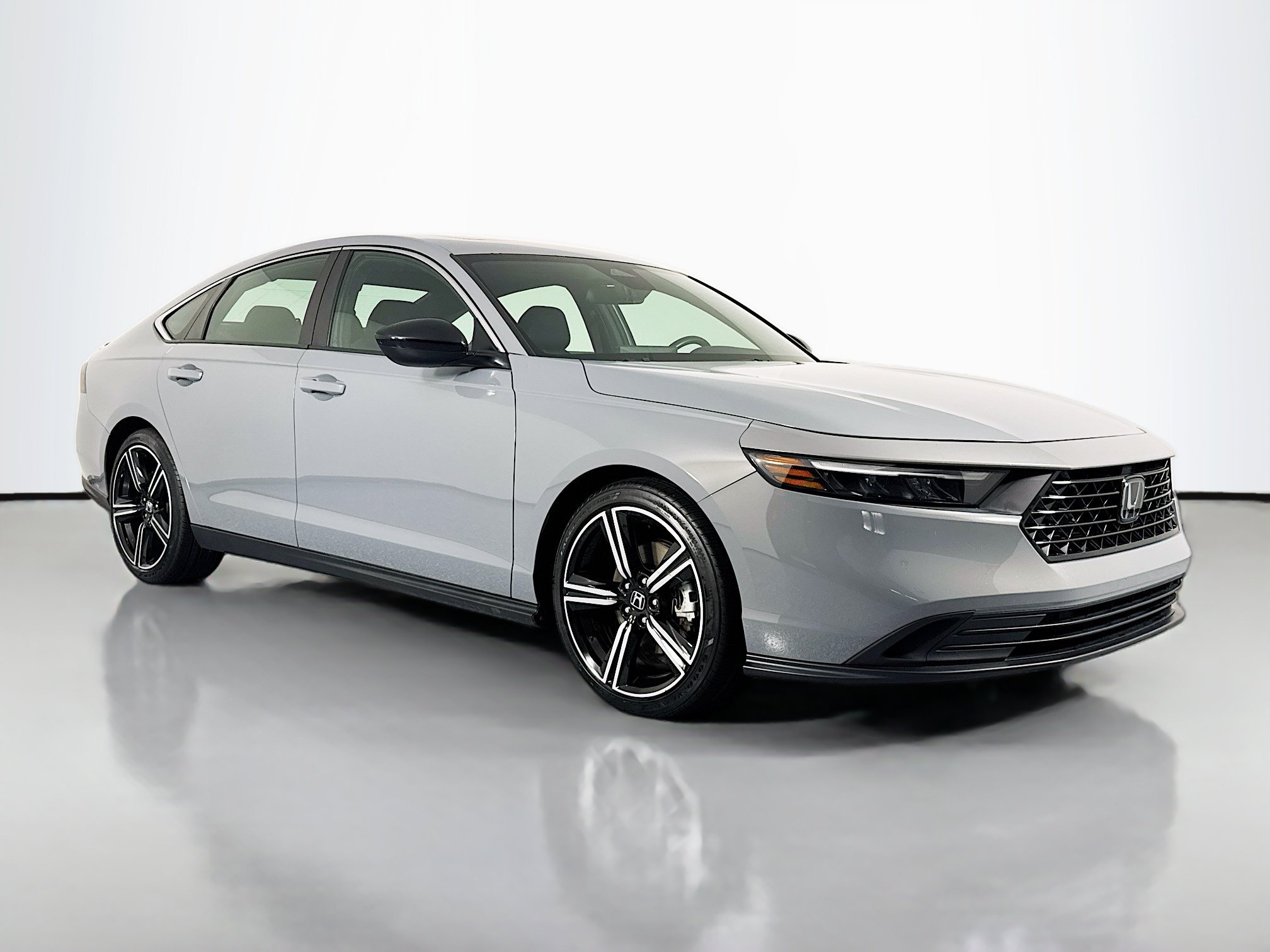Certified 2023 Honda Accord Sport image 3