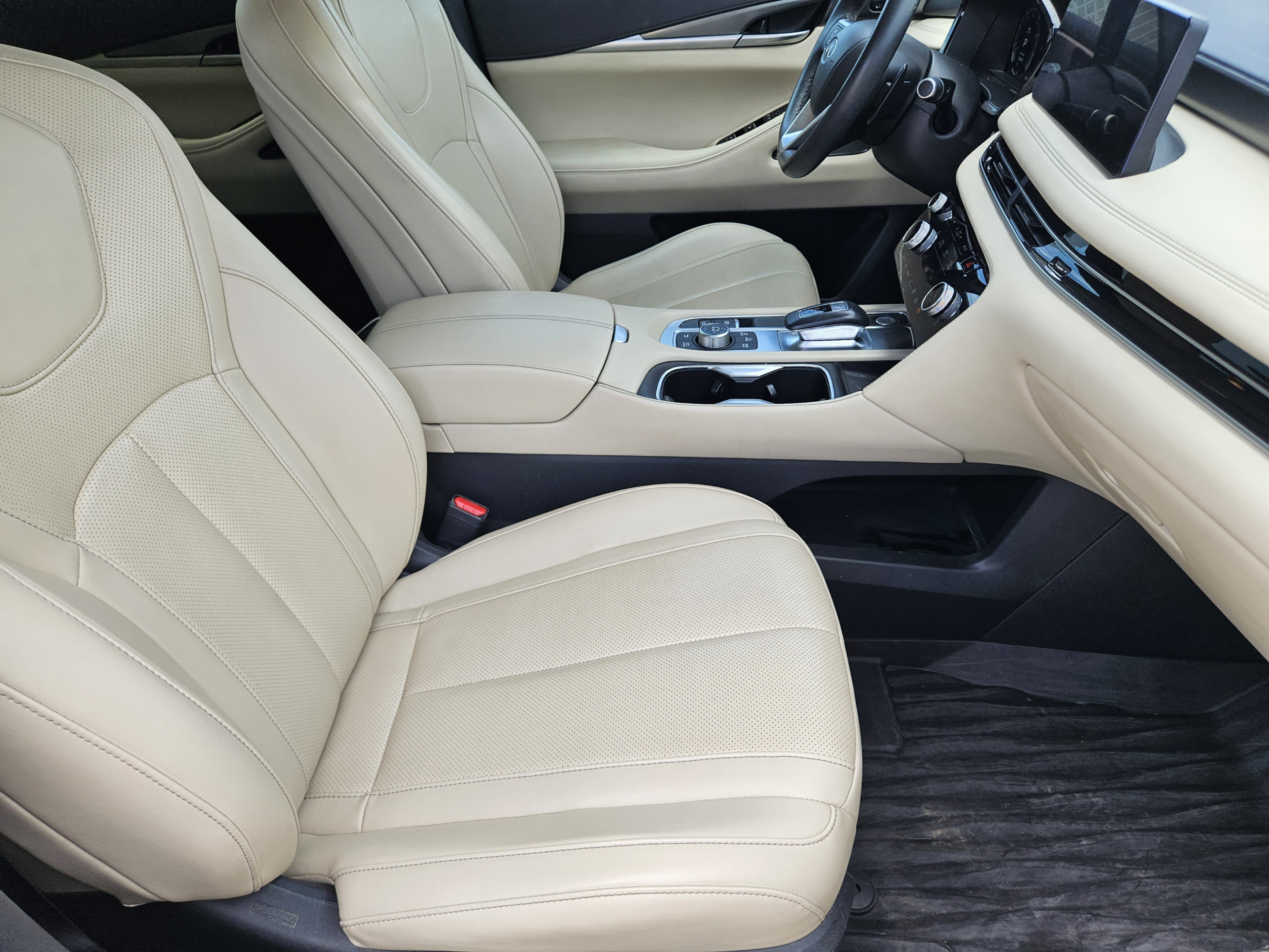Used 2024 INFINITI QX60 Luxe FWD image 6