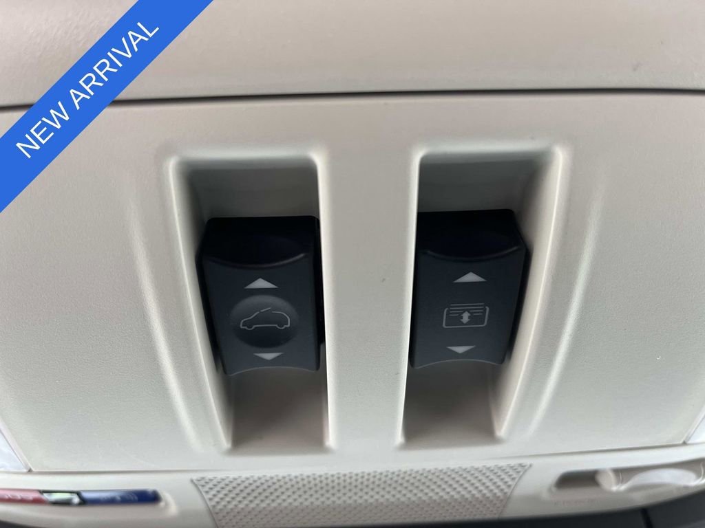 Used 2023 Subaru Ascent Limited w/ Technology Package image 16