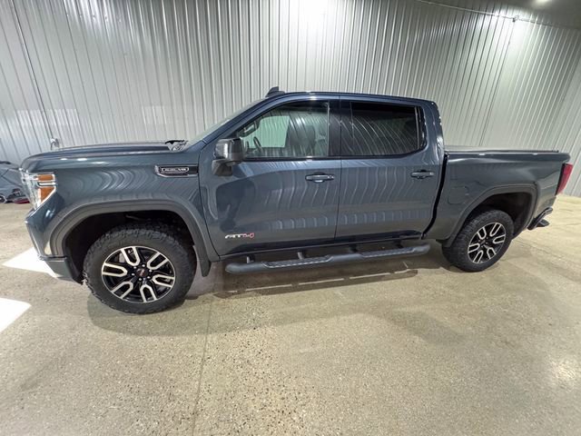 Used 2020 GMC Sierra 1500 AT4 image 2