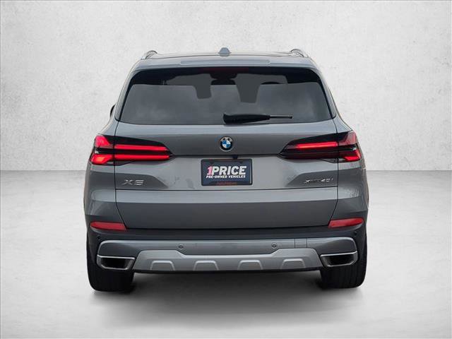 Used 2025 BMW X5 xDrive40i image 7