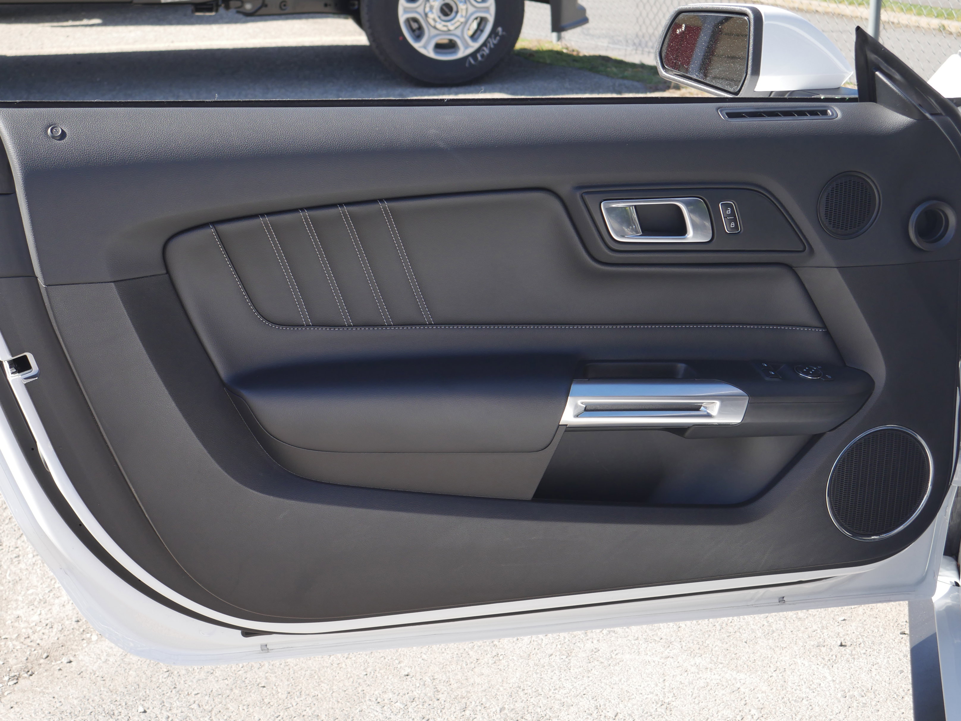 Used 2022 Ford Mustang GT Premium w/ Ford Safe & Smart Package image 30