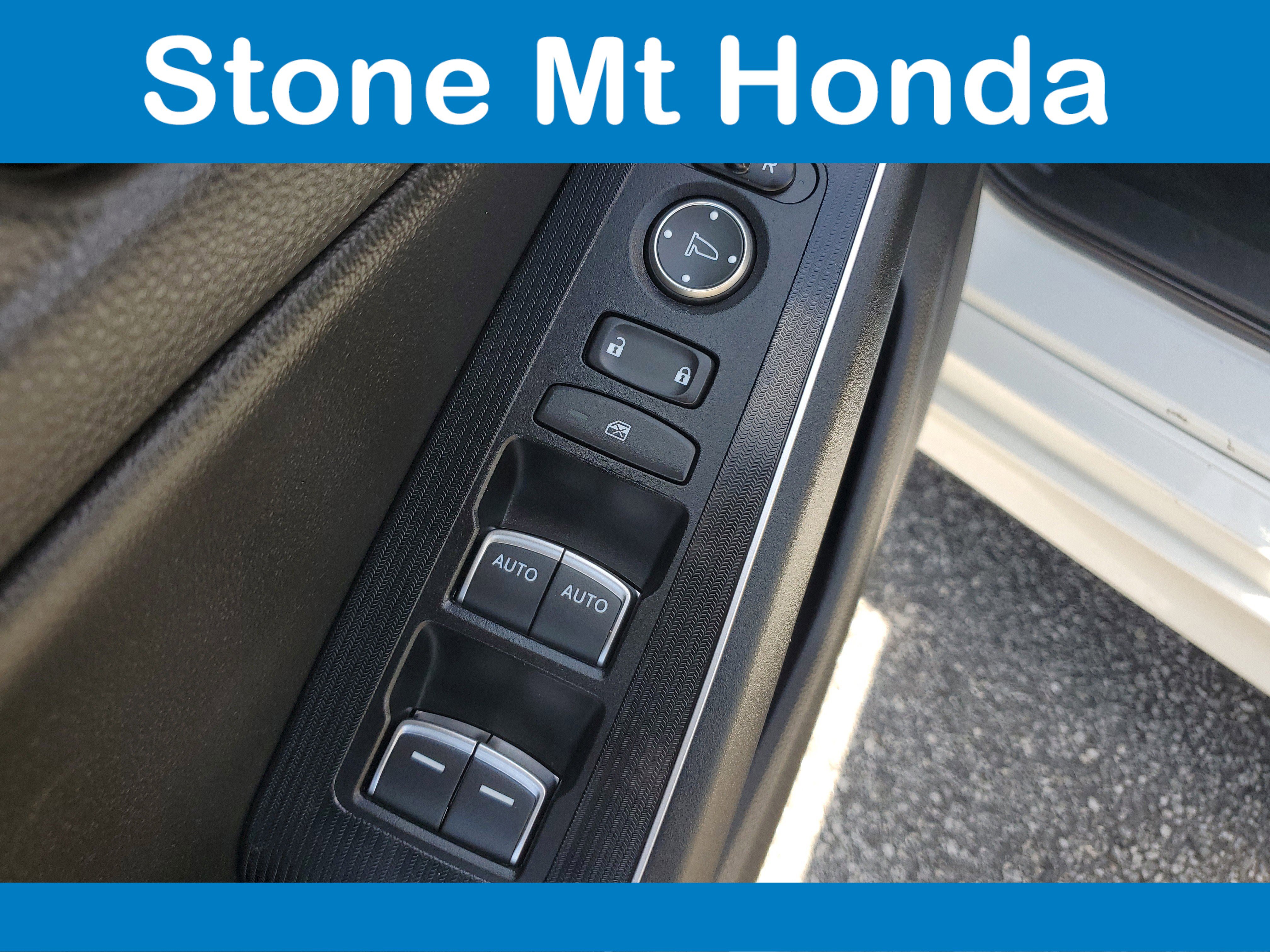 Used 2022 Honda Civic Touring image 18