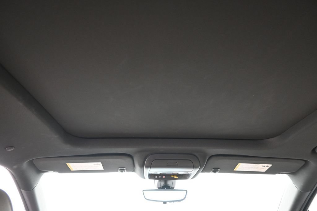 Used 2024 Chevrolet Blazer Premier w/ Driver Confidence II Package FWD image 23