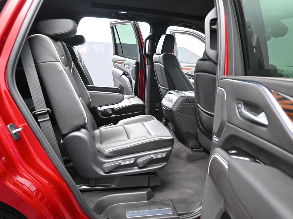 Certified 2024 Cadillac Escalade Premium Luxury image 15