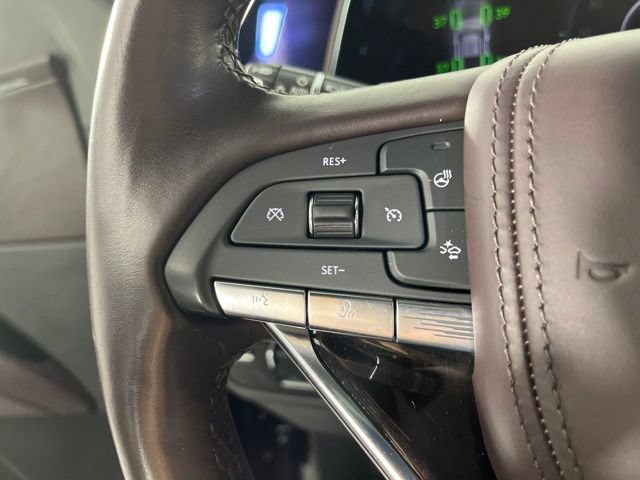 Used 2022 Cadillac Escalade Sport Platinum w/ LPO, ONYX Package AWD/4WD image 24