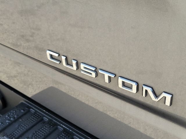 Used 2021 Chevrolet Silverado 1500 Custom image 9