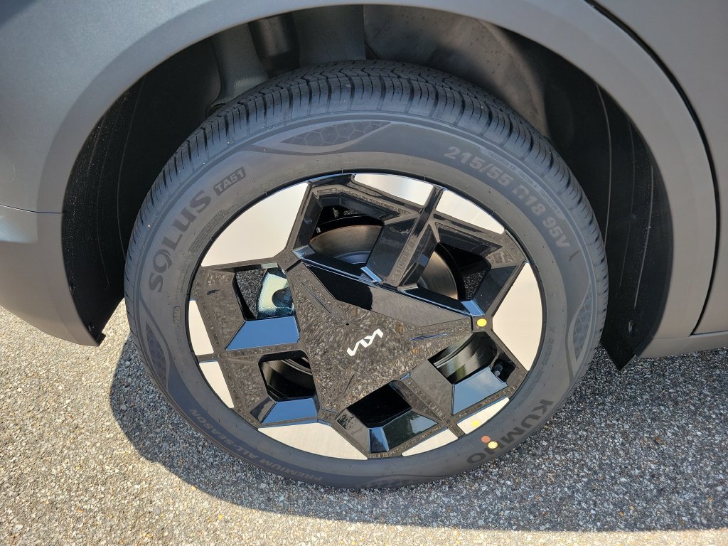 New 2027 Kia Seltos S FWD image 10