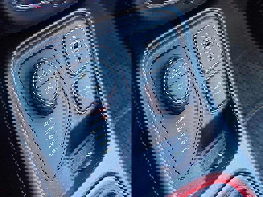 Used 2019 Jeep Compass Trailhawk w/ Cold Weather Group image 29