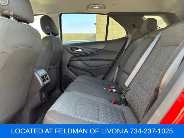 Used 2023 Chevrolet Equinox LT FWD image 9