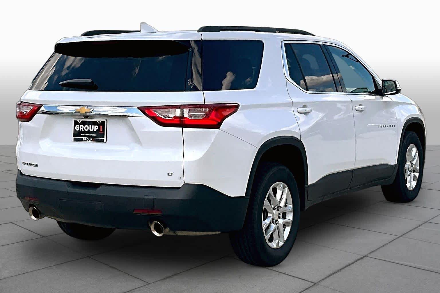 Used 2021 Chevrolet Traverse LT FWD image 12