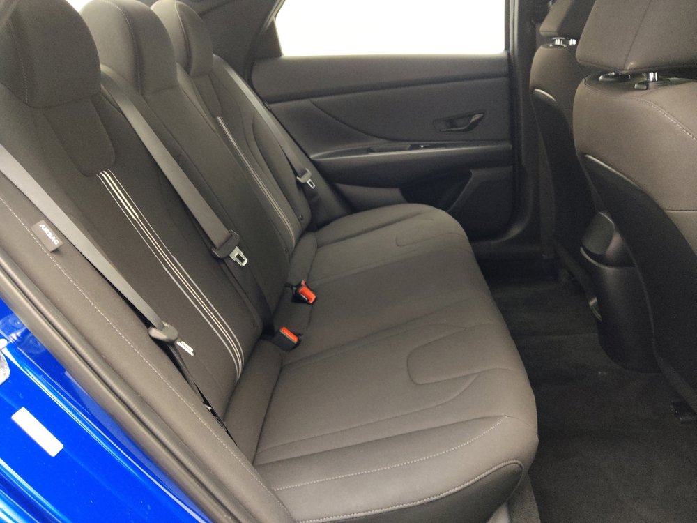 Used 2025 Hyundai Elantra Sport w/ Cargo Package FWD image 19