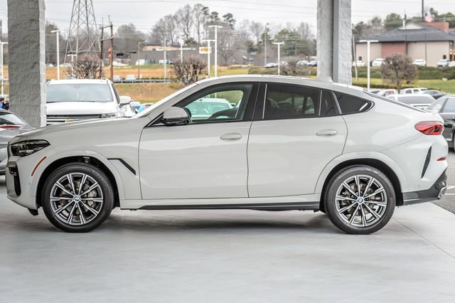 Used 2022 BMW X6 xDrive40i w/ M Sport Package AWD/4WD image 53